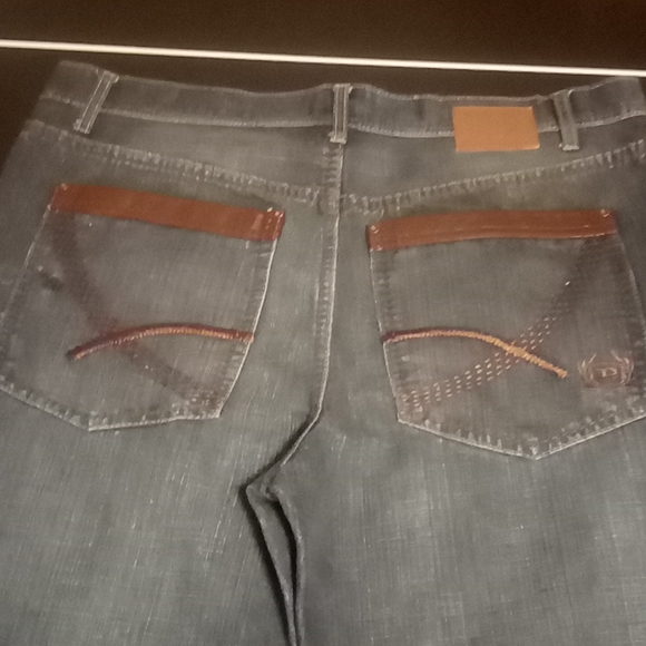 Phat Farm - Picture 2 of 4